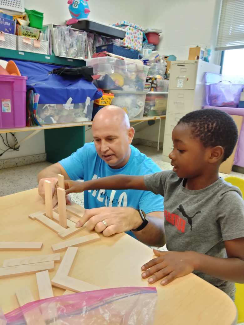 mjpeterm5's tweet photo. Week#3 Complete of SLC @BirdneckES1 🎉👏🏻👏🏻👏🏻 Shout out 🤩 @VBerikpetermann for your AMAZING STEM lessons and working with PreK!! 
L💙VE working with my husband for SLC @vbschools @VBTitleI @KarlaYo78612102 @tas11864 https://t.co/i9E9IHEBIZ