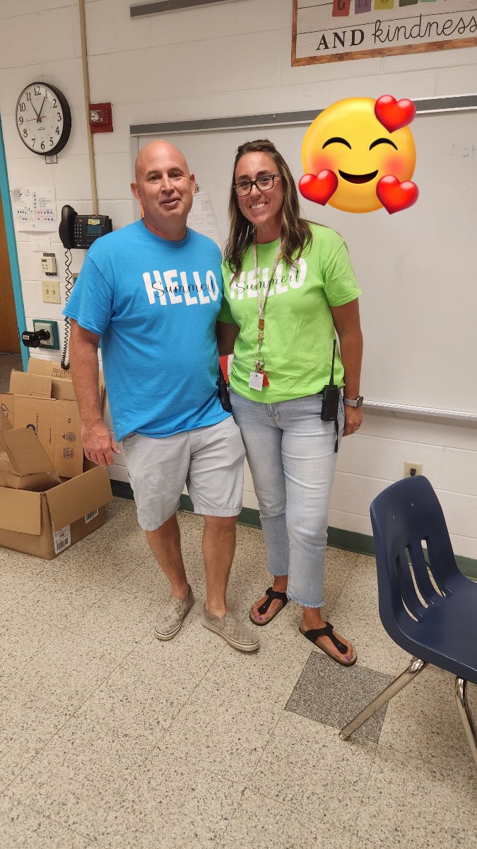 mjpeterm5's tweet photo. Week#3 Complete of SLC @BirdneckES1 🎉👏🏻👏🏻👏🏻 Shout out 🤩 @VBerikpetermann for your AMAZING STEM lessons and working with PreK!! 
L💙VE working with my husband for SLC @vbschools @VBTitleI @KarlaYo78612102 @tas11864 https://t.co/i9E9IHEBIZ