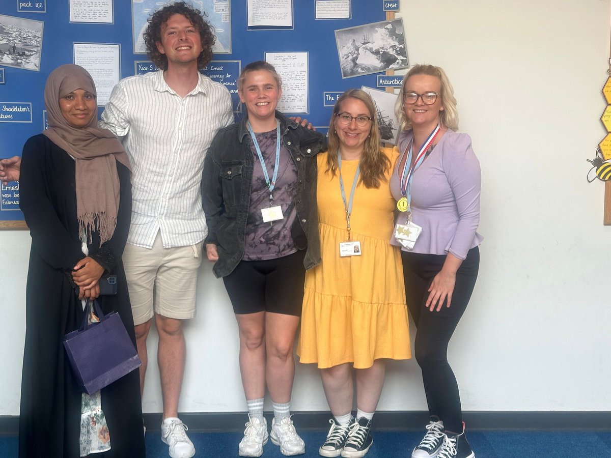 The best team. Year 5, I’m going to miss you all next year! Miss Davy you’re stuck with me 🩵 <a href="/GoresbrookSc/">Goresbrook School</a> <a href="/MissCollinsGBS/">Miss Collins</a> <a href="/MrGoldingGBS/">Mr Golding</a>