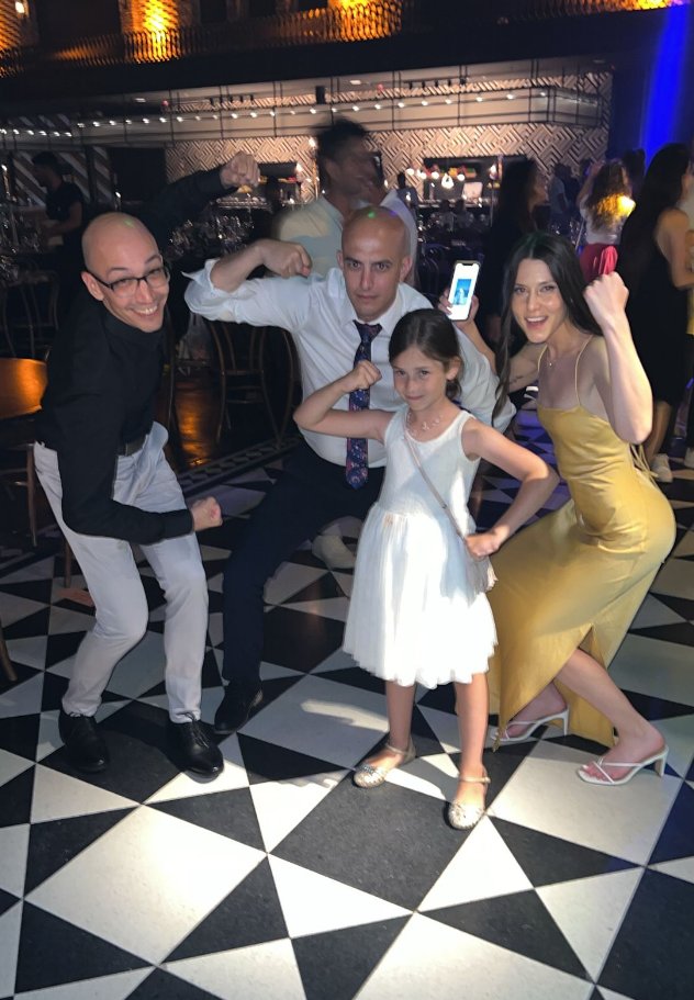 Adam Elmakias tweet media