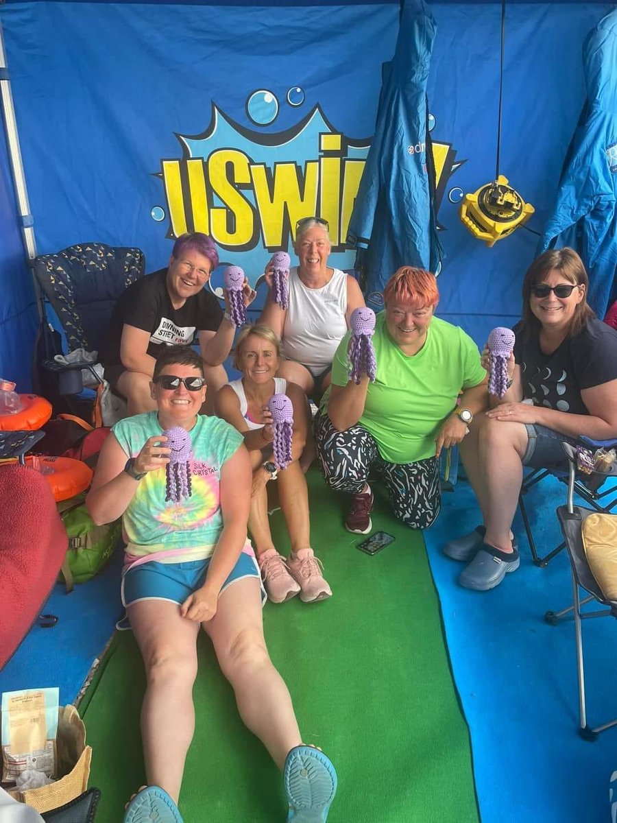 JackieHibbert's tweet photo. Excited to make memories with these amazing women swimming the English Channel. 🏊‍♀️💪💜🤍💚 #TeamKilo #reubensretreat #uswimadventure #RNLI https://t.co/c88MpDrIsa