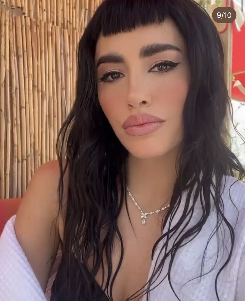 joxg12's tweet photo. bueno y q onda este look lalioficial? 👀 https://t.co/hA9nqWusMx