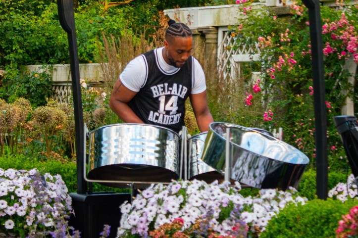 Brooklyn Botanic Garden (@brooklynbotanic) on Twitter photo Tonight at 7! 🎶
Celebrate Brooklyn’s Little Caribbean community with a contemporary jazz steelpan performance in the Garden by Franklin Jazz Quintet.
More info: buff.ly/3K6pwk8
Free with Garden admission. Presented in partnership with <a href="/caribBEING/">I AM CaribBeing™</a>. Tonight at 7! 🎶
Celebrate Brooklyn’s Little Caribbean community with a contemporary jazz steelpan performance in the Garden by Franklin Jazz Quintet.
More info: buff.ly/3K6pwk8
Free with Garden admission. Presented in partnership with <a href="/caribBEING/">I AM CaribBeing™</a>.