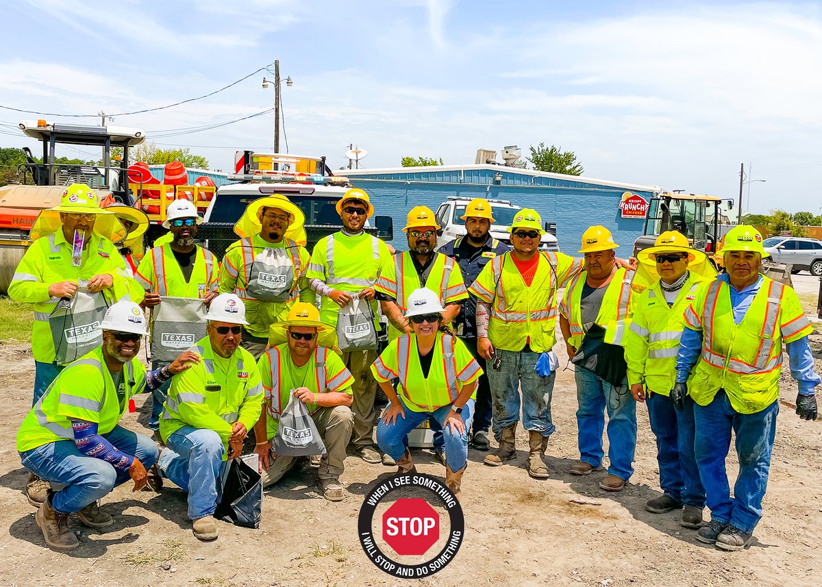 TxBit_'s tweet photo. https://t.co/gp8o5V9DY9 Day is in full effect! Our leadership team is out to discuss our safety pledge with our crews, "When I SEE something, I will STOP and DO something."

Safety continues to be our number one focus as we take on each day!

#TexasMaterials #SeeStopDo https://t.co/oAOhyesvs9