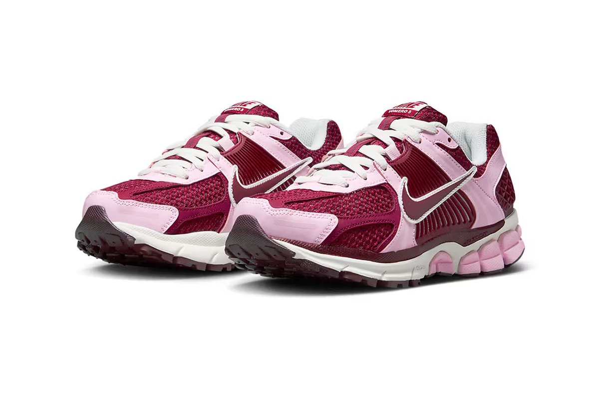 thesnkrsleaker's tweet photo. Nike Zoom Vomero 5 ‘Pink Foam/Team Red’ releasing August 8 💕 https://t.co/rr20q8Kcc4