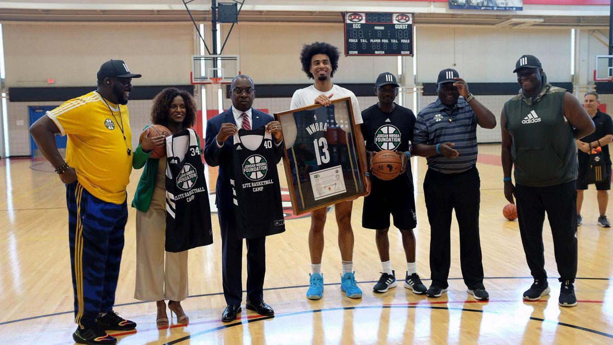 NworaFoundation's tweet photo. Jordan Nwora Foundation is saying 
￼a big THANK YOU to all of our local sponsors, West Herr Auto Group, Delaware North, Erie Community College and the City of Buffalo for their wonderful support! https://t.co/LlwU6uAY7Q