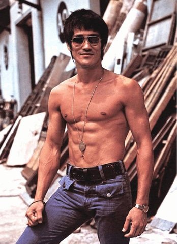 Martial arts legend #BruceLee died #onthisday in 1973.#martialarts #philosopher #actor #director #screenwriter #producer #kungfu #karate #taekwondo #trivia #FistofFury #EntertheDragon #GameofDeath