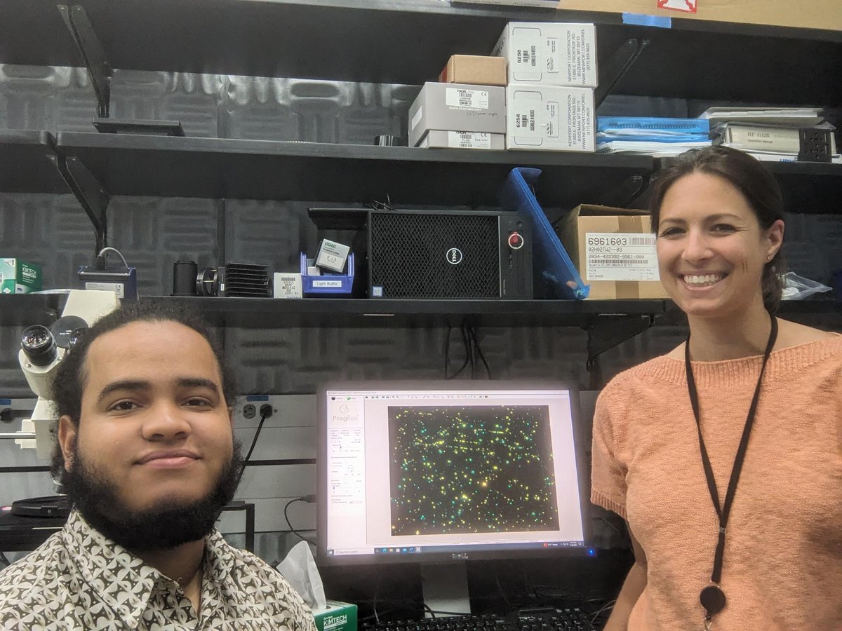 OanaJurchescu's tweet photo. Our #WFU undergraduate student @JarlemLopez is working with #NIST scientist and group alumna @She_GoetzIt on organic electrochemical transistors #OECTs. Thank you Katelyn for being an amazing mentor! The @NIST Summer Undergraduate Research program is awesome. #GoDeacs #WakeProud https://t.co/gb3U6AQAp7