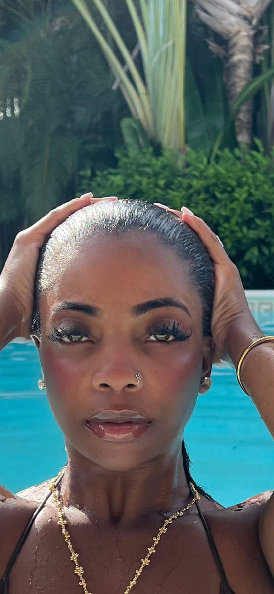 De'arra Taylor on Twitter: "natural gyal 🇩🇴"