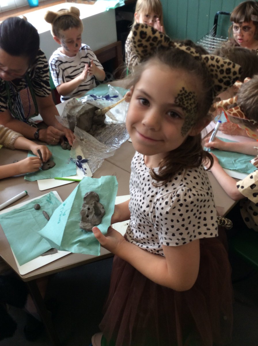 HazelClass_RE's tweet image. African animal day 🐘