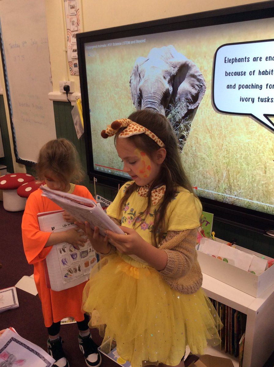 HazelClass_RE's tweet image. African animal day 🐘