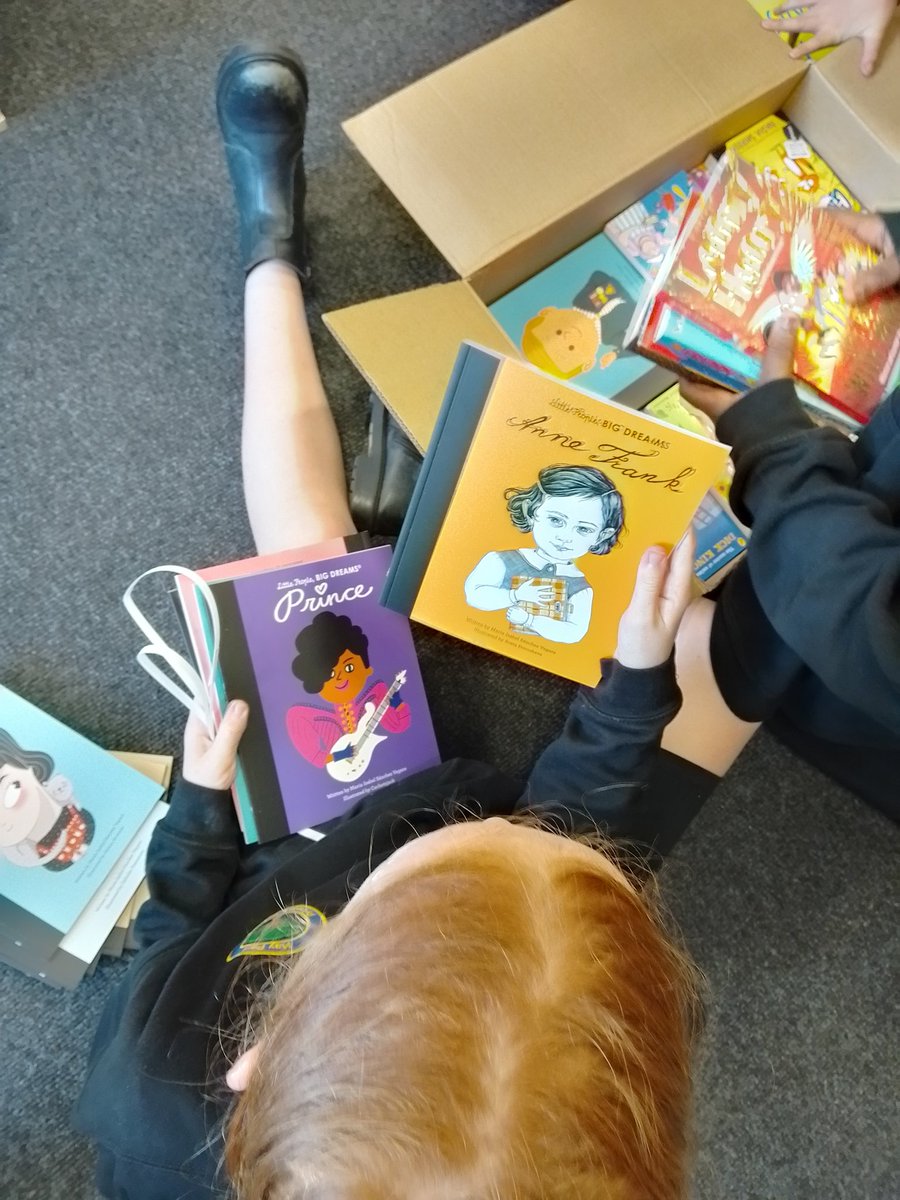 Our Year 6 librarians really enjoyed their final task: Opening the 'Brilliant Box of Books' given to the school by <a href="/ReadforGoodUK/">Read for Good</a>   Gasps of recognition, surprise and curiosity- thank you so much.