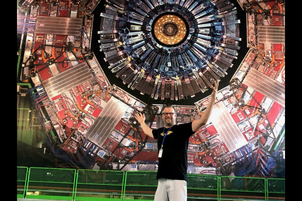 CAPhys's tweet photo. Edward Csuka, a #physics teacher from Port Coquitlam and a recipient of the 2022 CAP Award for Excellence in Teaching High School/CEGEP Physics, has visited @CERN for a 17-day trip of a lifetime! #IPP @Perimeter @TRIUMFLab ➡️ https://t.co/dUnOWKm01H https://t.co/h8dU1cFWkB