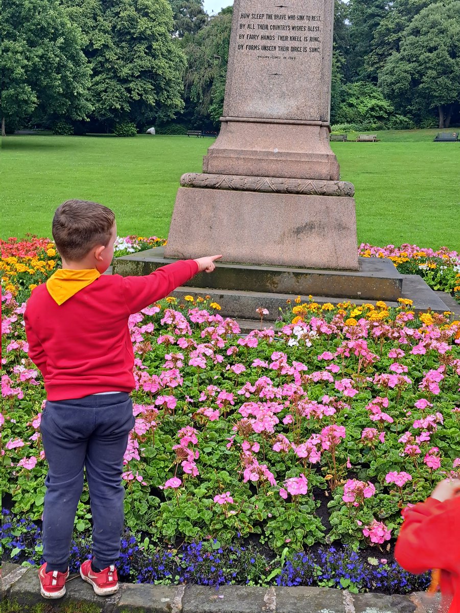3rdwashscouts's tweet photo. We did it! Tonight out squirrels completed their first programme and were invested into our group at Saltwell Park. To celebrate, we went on a Gruffalo hunt with family. #WelcomeToSquirrels #SquirrelScouts #FunAtThePark https://t.co/I3bMga9GIj