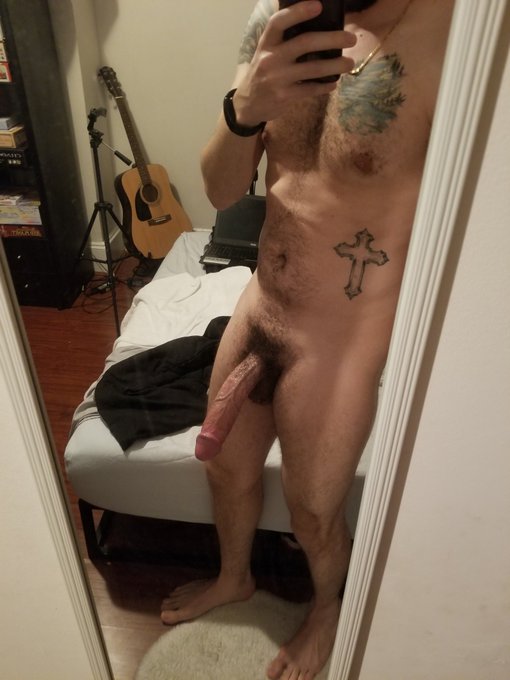 Do you see how hard you make me? https://t.co/xyQpXBvOvH