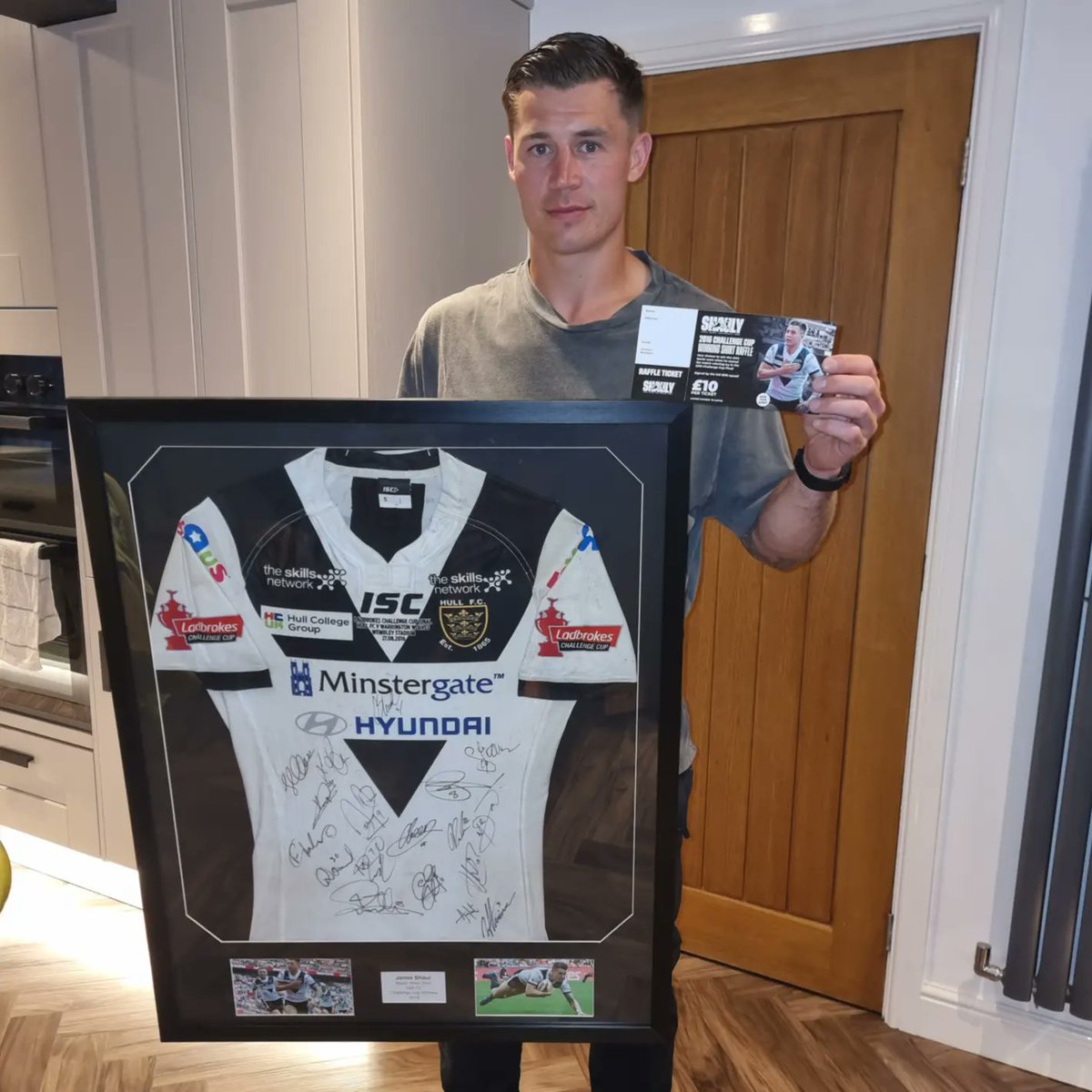 jamieshaul's tweet photo. Chance to win my 2016 challenge cup final shirt tickets available via the website https://t.co/qFXawPags8 and at all testimonial events ⚪️⚫️⚪️⚫️ https://t.co/ZW98bvxATm
