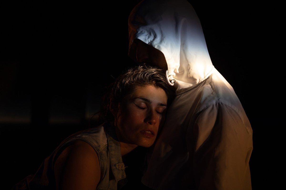 Red Salas de Teatro (@redsalasteatro) on Twitter photo TEATRO LA MEMORIA <a href="/teatrolamemoria/">Teatro La Memoria</a>
📣 Inextinguible
📆 20, 21 y 22 de julio a las 20:00 hrs
🎟️ Entradas: $5.000 estudiante / adulto mayor | $10.000 general
📌 Ficha Artística: Dirección: Katty López | Elenco: Carla Sotomayor- Juan Esteban Meza | Asistencia técnica: Morin Guitart TEATRO LA MEMORIA <a href="/teatrolamemoria/">Teatro La Memoria</a>
📣 Inextinguible
📆 20, 21 y 22 de julio a las 20:00 hrs
🎟️ Entradas: $5.000 estudiante / adulto mayor | $10.000 general
📌 Ficha Artística: Dirección: Katty López | Elenco: Carla Sotomayor- Juan Esteban Meza | Asistencia técnica: Morin Guitart