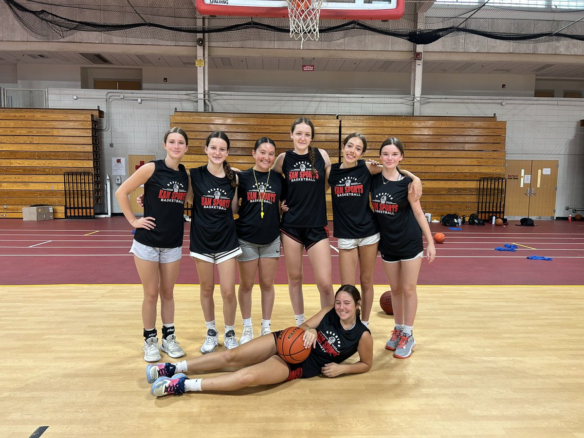 KAMSports21's tweet photo. Congratulations to our Campers of the Day &amp; all our players this week! The future is bright in Reading!🚀 👏 https://t.co/0hjo3xrV4W