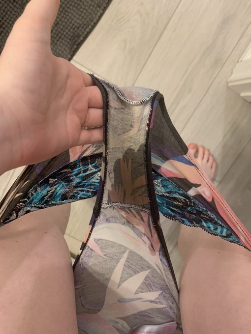 So uh they hold 1/4 of your bladder, not the whole thing 😳 (I have a vid of it on fansly and the Manyvids<a href="/tag/omo"class="tags"><span>#omo</span></a>