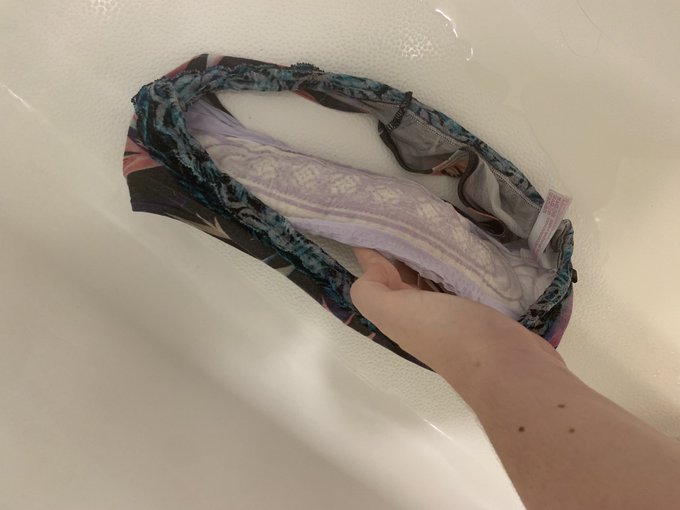 So uh they hold 1/4 of your bladder, not the whole thing 😳 (I have a vid of it on fansly and the Manyvids<a href="/tag/omo"class="tags"><span>#omo</span></a>