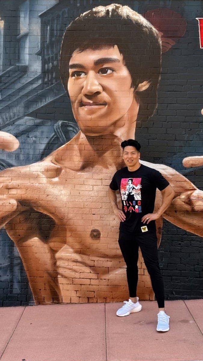 R I C H  T I N G tweet media