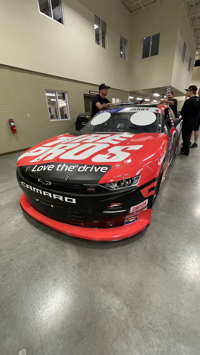 JRMotorsports's tweet photo. 🥵🥵 https://t.co/W1Hl2obF5p