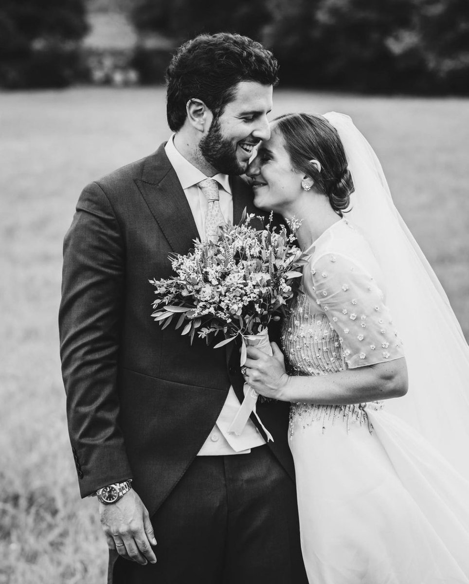LCarbajalMakeup's tweet photo. I C Í A R  &amp;  P E D R O 🤍
Imagen realizada por @alvarodereina 
#noviasasturias #maquillajenovia #maquillajeasturias #maquilladoraasturias #bodasdelnorte #love #novias2024 #novia . https://t.co/5AhY9ObBNE