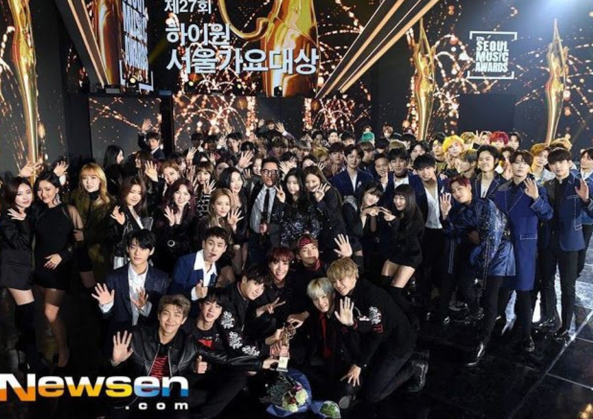 BTS, BLACKPINK, Red Velvet, SEVENTEEN, MAMAMOO, Wanna One, GOT7, NCT, Pristin, Chungha and Monsta X in one frame.