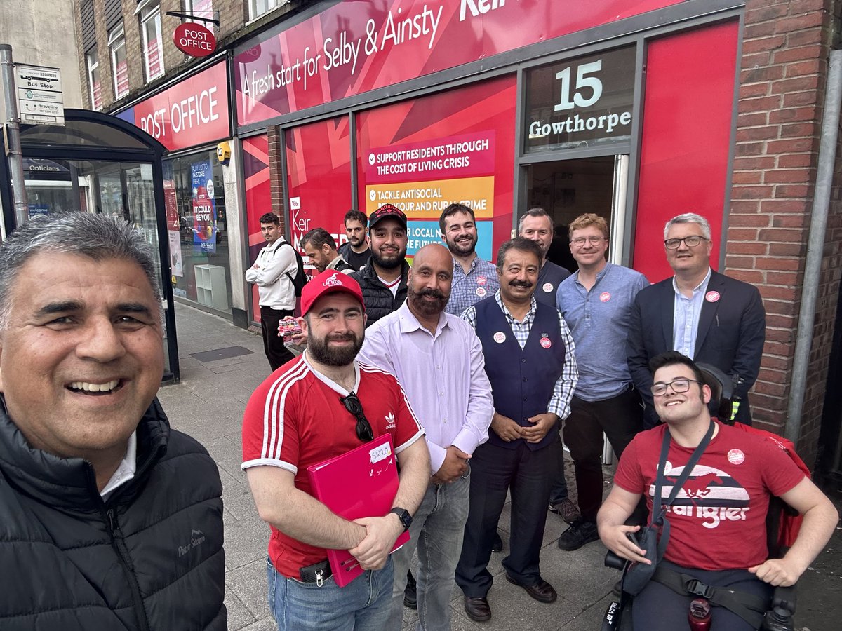 Great to be out in #SelbyAndAinsty excellent response on #labourdoorstep and the final push in today's by-election! Every vote counts and Labour isn't taking a single one for granted 🗳️🌹 Best of luck today @Mather_Keir!