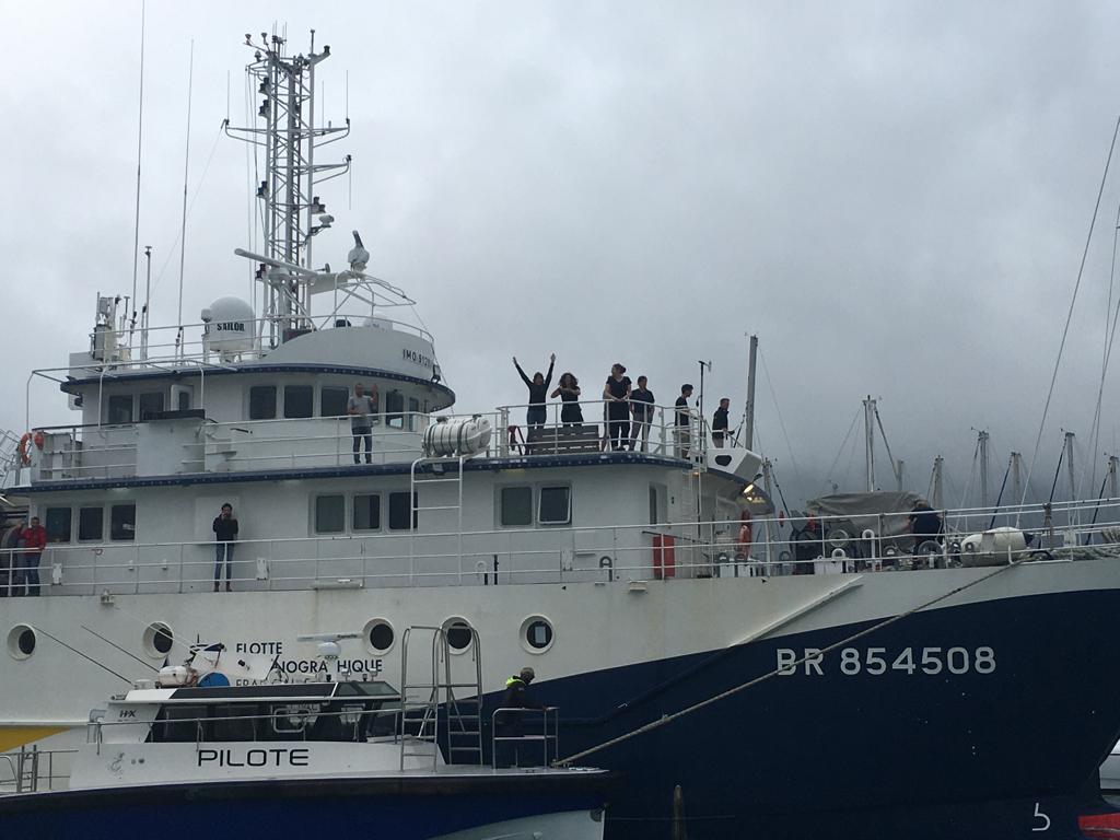 Fanny Houlbreque 🪸 (@houlbrequefanny) on Twitter photo Here we go, today departure of the CACAO mission led by <a href="/lorrain_anne/">Anne Lorrain</a> , aboard the N/O Antea <a href="/Ifremer_fr/">Ifremer 🌊</a>. En route to Entrecasteaux! Can't wait to get started! <a href="/LemarLab/">LEMAR</a> <a href="/DupreyNicolas/">Nicolas Duprey</a> <a href="/UMREntropie/">Entropie - Tropical Marine Ecology Lab.</a> <a href="/Vidal_Eric_isld/">Eric Vidal</a> <a href="/Martin_Thib/">Martin THIBAULT</a> <a href="/Thibault_Lv/">Thibault Le Verge-Campion</a> <a href="/RMetalpa/">Riccardo Rodolfo-Metalpa</a> <a href="/ird_fr/">IRD.fr</a> Here we go, today departure of the CACAO mission led by <a href="/lorrain_anne/">Anne Lorrain</a> , aboard the N/O Antea <a href="/Ifremer_fr/">Ifremer 🌊</a>. En route to Entrecasteaux! Can't wait to get started! <a href="/LemarLab/">LEMAR</a> <a href="/DupreyNicolas/">Nicolas Duprey</a> <a href="/UMREntropie/">Entropie - Tropical Marine Ecology Lab.</a> <a href="/Vidal_Eric_isld/">Eric Vidal</a> <a href="/Martin_Thib/">Martin THIBAULT</a> <a href="/Thibault_Lv/">Thibault Le Verge-Campion</a> <a href="/RMetalpa/">Riccardo Rodolfo-Metalpa</a> <a href="/ird_fr/">IRD.fr</a>