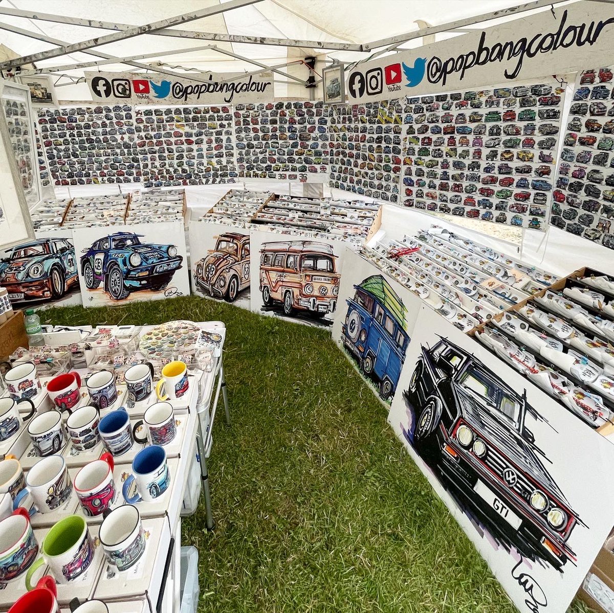 Popbangcolour's tweet photo. Life’s a beach as the sun sets above  @SantaPodRaceway … all setup for #BugJam this weekend, the 3rd big back-to-back event in 3 weeks. 

Looking forward to drawing Vee-Dubs over the next 3 days. If you’d like your vehicle to be commissioned, come say hi! 

#BugJam36 #SantaPod https://t.co/W3LLExusFY