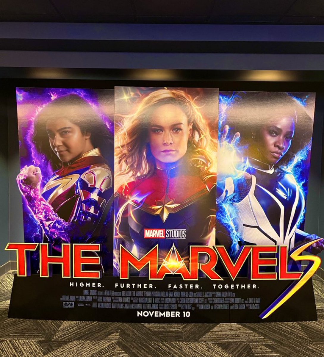 The first look at #TheMarvels standee currently on display at AMC Theatres.

(via <a href="/asadayaz/">Asad Ayaz</a>)