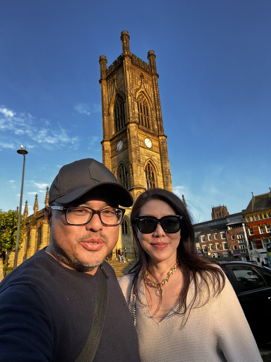 ric_wee's tweet image. Walkabout around the city. 

#everton
#merseyside 
#stlukebombedoutchurch