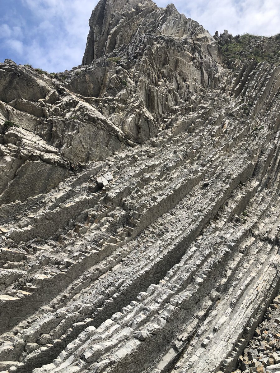ullarohl's tweet photo. ‚#IODP #Exp378 Postcruise Meeting 🇪🇸: fantastic field trip day 1 at the Zumaia Section https://t.co/9nGCGSmnH0