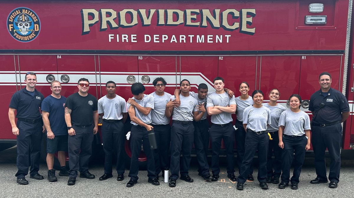 @PVDFireDept leads the @pvdschools CTE Fire Academy cadets in training programs designed to simulate emergency response this week from the roof at @CentralHSPvd. Over 110 CTE students are experiencing fun, hands-on learning programs like this one this summer. Thanks PFD! 🔥🚒📘