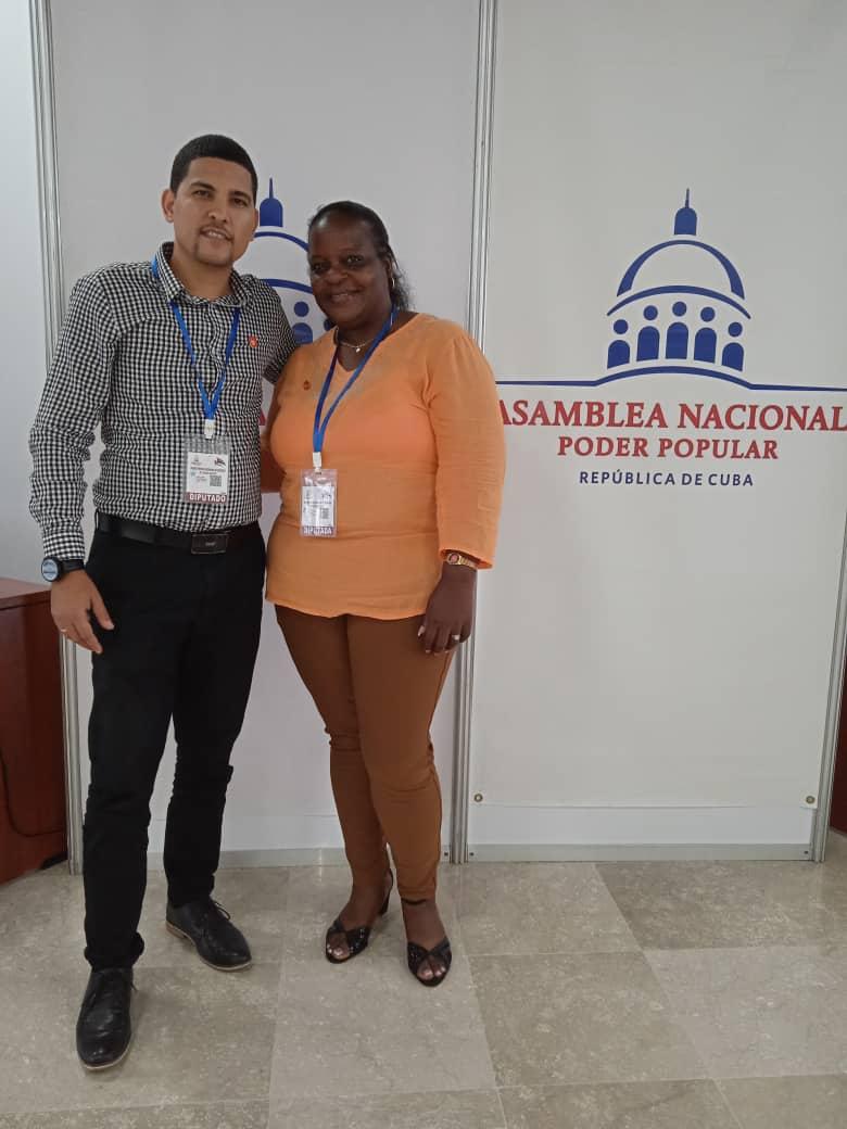 MarbelysValdsC1's tweet photo. Nuestros diputados representando dignamente al municipio Baraguá de la provincia Ciego de Avila. La voz del pueblo presente en la Asamblea Nacional.  #BaraguaPorMas @UgarteOro @ValierBarbier @MatosNeudel @MaikelPrezVald1 @IzquierdoAlons1 @DiazCanelB https://t.co/vk0B8zQtvt