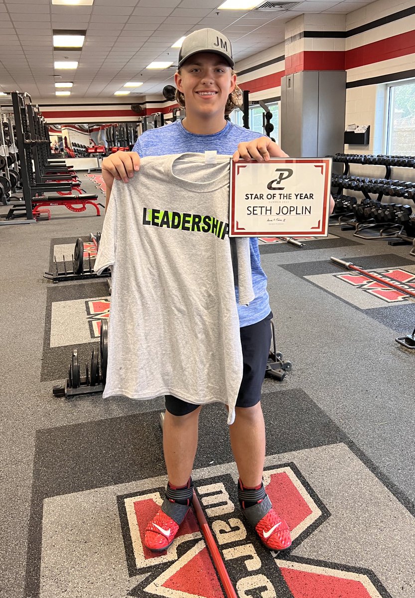 PCnowisthetime's tweet photo. The future is bright at @Marcus_HS!  300+ future Marauders chose the hard road this Summer and are ready to attack the Fall!

So proud of all these 100% guys, award winners and our ⭐️’s of the Year, Seth and Beckett!! #MarcusDNA https://t.co/aQiRg2gcct