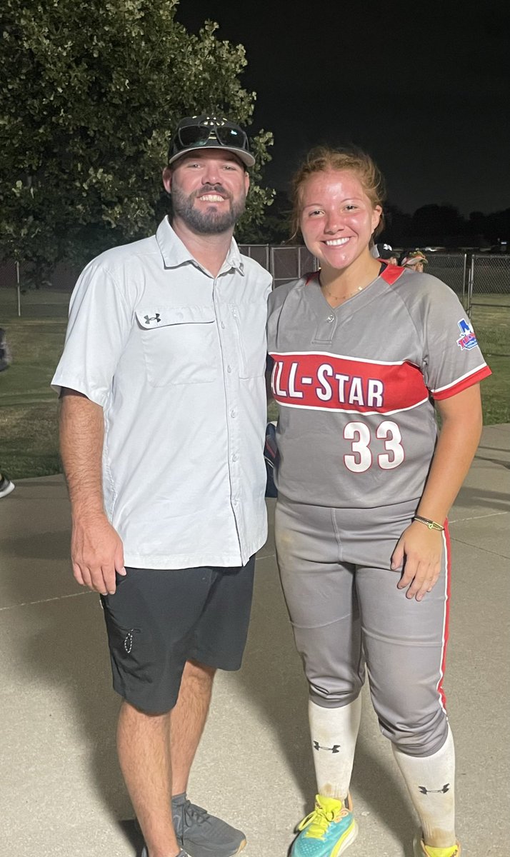 Danae Lopez tweet media