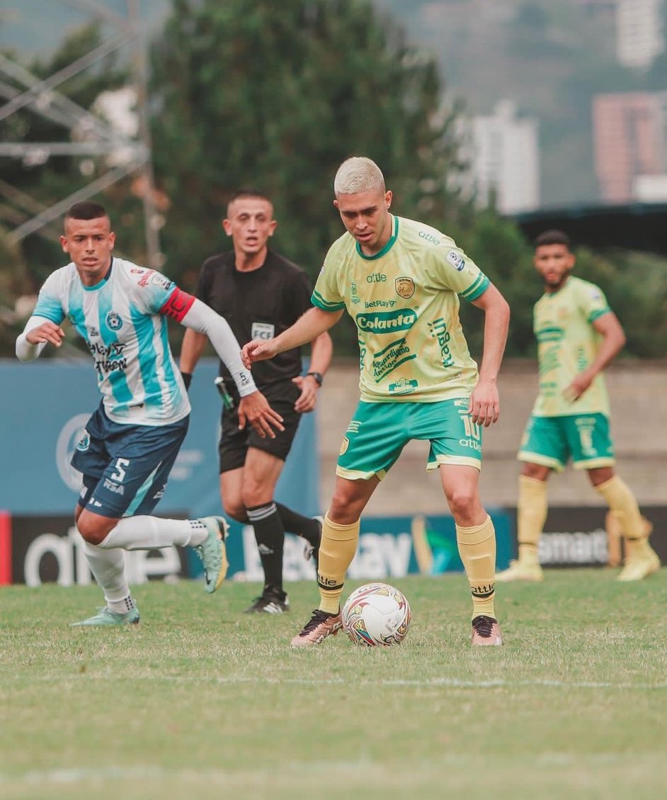 Julián Capera on Twitter "🚨 Wilmar Arango acaba de firmar su contrato