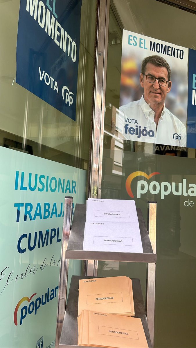 ppmontillaes's tweet photo. 👏🏻 Días de gran trabajo por parte de los miembros de nuestro partido en la preparación de las próximas elecciones del domingo #23J.

💙 ¡¡Estamos más que preparados!! 

#VotaPP
#EsElMomento https://t.co/Dfxt1KK6n5