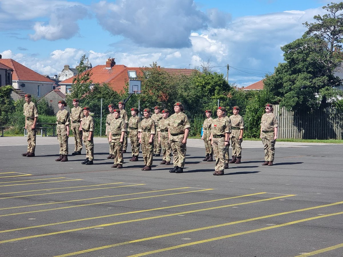 At the Passing Out parade, some CCF cadets were awarded certificates for individual achievements whilst others had earnt their first promotion. The cadets presented themselves exceptionally well in front of an audience of staff and families! #WeAreStar @nw_army @ctt_nw