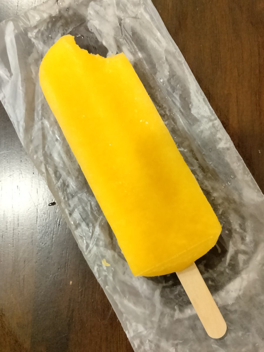 adelle_dora's tweet photo. I have the most important responsibility for Saturday’s #PDXMetroMapTheHeat campaign: buy and deliver the paletas to thank our #CommunityScience volunteers! 50—I mean 49—popsicles are chilling in the freezer at @THPRD. Thanks @OmeCalliFT! https://t.co/gsHvXY2vUu