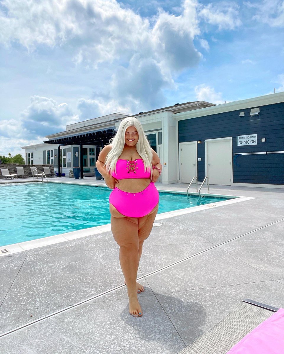 Barbie pool day 👙💖💦 

👙 SHOP MY BIKINI CLOSET ⬇️

liketk.it/4eCRL

•

#ltkfashion #swim #swimwear #swimlife #barbiemovie #barbiestyle #barbiegram #barbiecore #plussize #plussizeswimwear #plussizeswimsuit #plussizebikini #summerstyle #summerswim #plusmodel