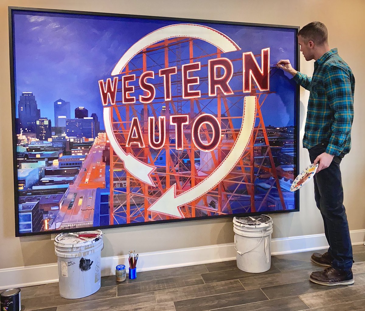 norrisartist's tweet photo. “Wester Auto Illuminated”
60” x 84”.  Oil on canvas. DM for pricing details.  #westernauto ⁦@WesternAutoLoft⁩ https://t.co/Z4YY4ovfrf