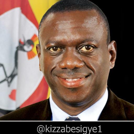 AlfredLuwangula's tweet photo. Somehow am glad that this is happening to @FDCOfficial1 for one very good reason. 

I don't know so much about @kizzabesigye1 but I know he's my neighbour & he had dedicated his very useful life to saving this country unfortunately many Ugandans have called him a mole for a long time.

This is a breather for this very Honorable statesman.

Now, give him his flowers while he lives! 

- Hello @mugishamuntu sir!
