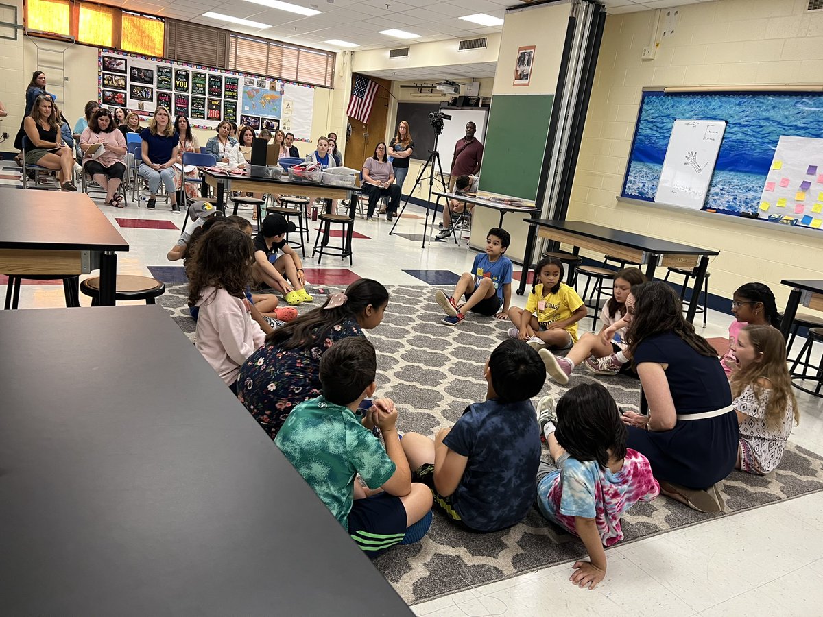 MrsClarkSTEMCPM's tweet image. HQI- Day 4 is complete! Knowledge mobility happened! 
#highqualityinstruction