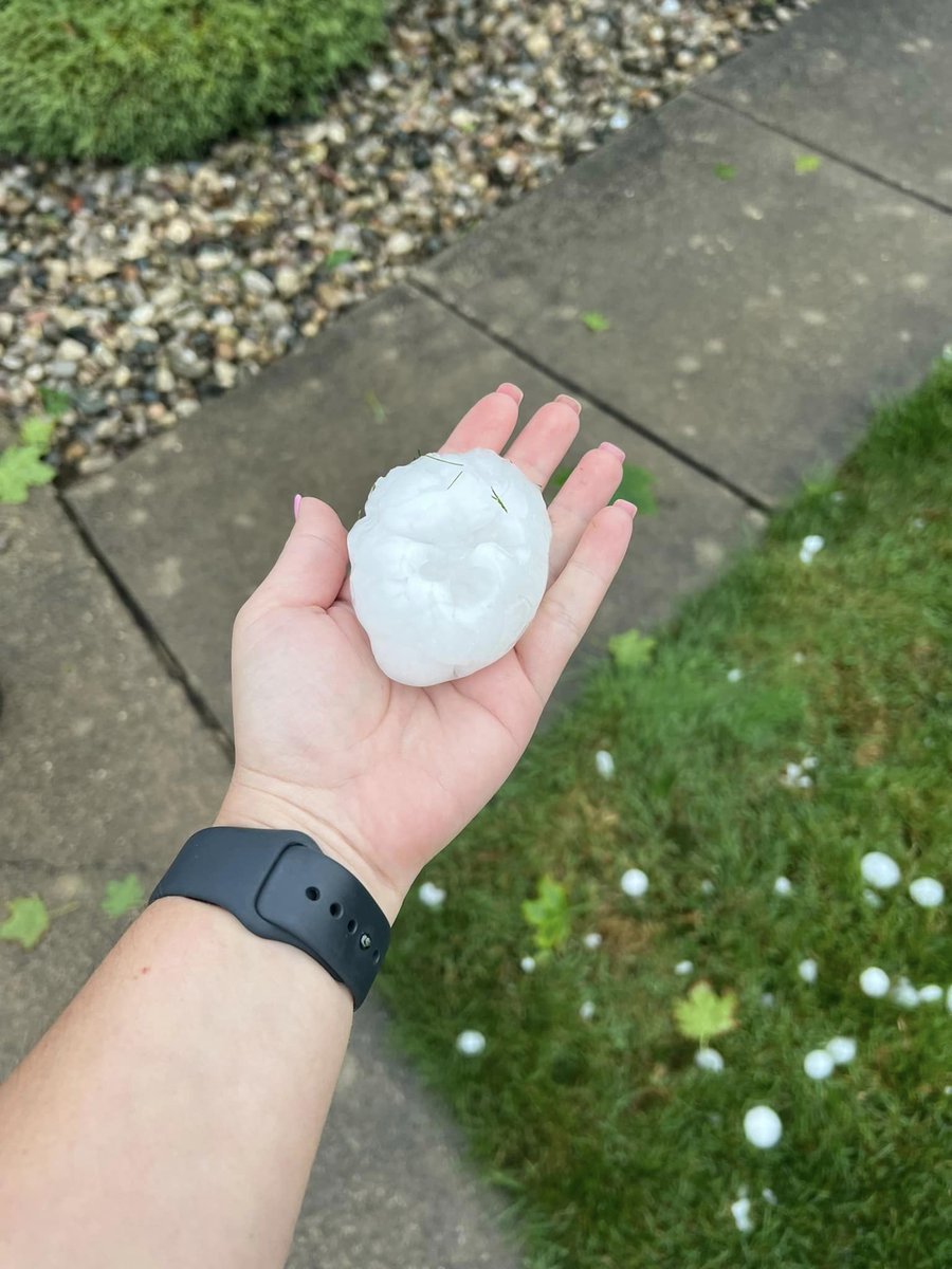 Large hail, pouring rain, lightning and high winds were reported across Metro Detroit on Thursday afternoon as severe storms moved through southeastern Michigan. Baseball-sized hail that fell in Davison was documented by Stacey Harper. More here: bit.ly/3DngvPK