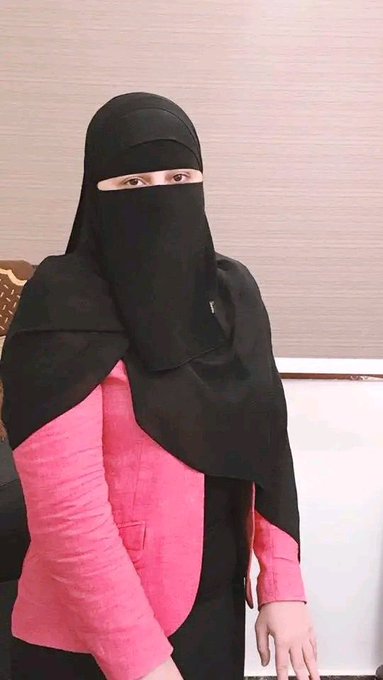 ياهلا بالخميس حبايبي الحلوين