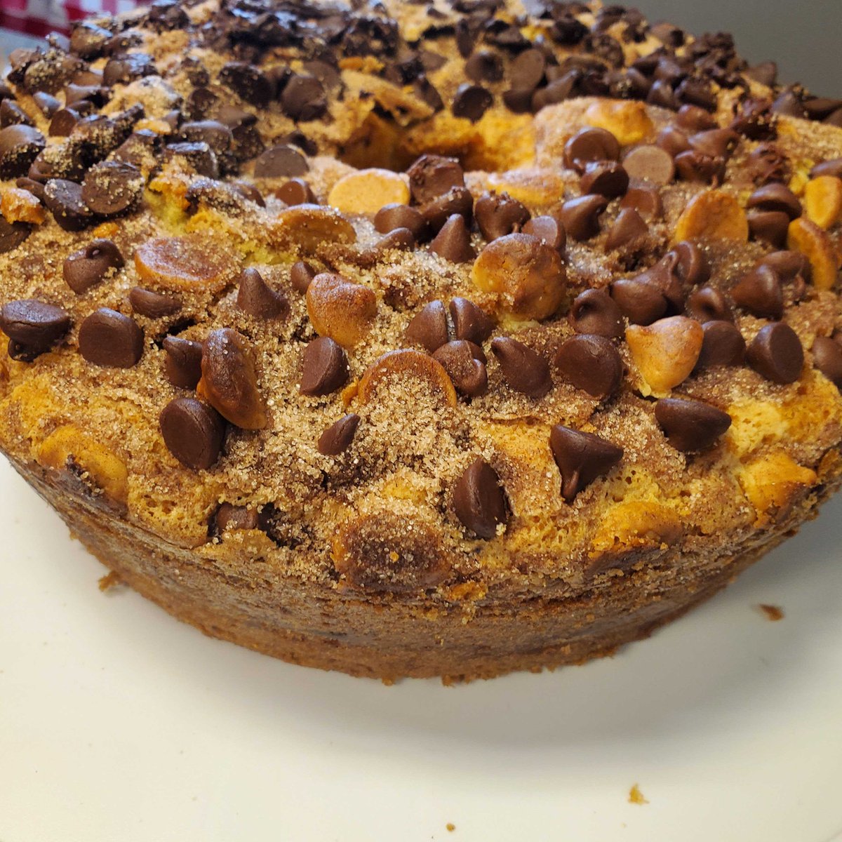 We don’t have a studio grill but such a minor detail won’t stop us from celebrating summer with a BBQ potluck! Our team’s talented chefs brought their A-games with salmon and ribs as mains, a variety of sides, and cake for dessert!

Go on and drool on the screen. We understand.