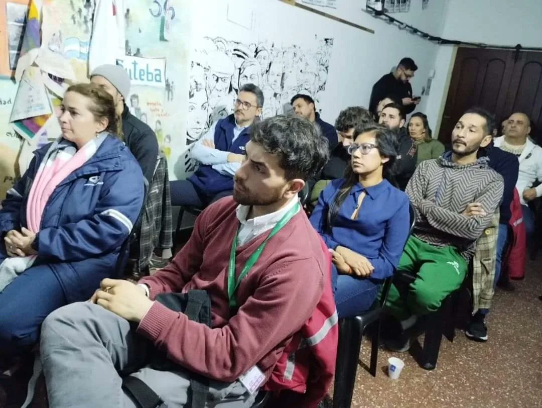 DanteBoeri's tweet photo. Excelente charla sobre Salud Laboral. Gracias al compañero Pablo Borneo de la Intersindical de Salud de #APA También valoramos los aportes de la compañera @RiadigosAnalia  de la Intersindical de Salud por @SUTEBAProvincia
@CTAok @ctabsas https://t.co/HoVm2ZiBp5